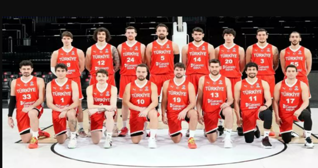 Basketbol takımına neden 12 Dev Adam deniyor